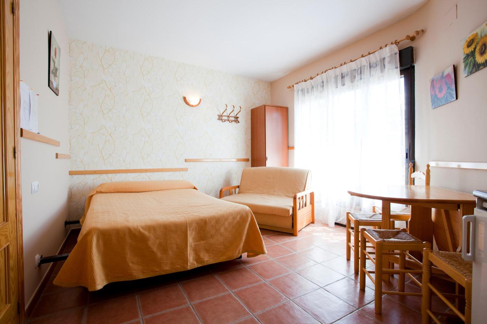 Apartamentos Rurales "La Fuentecilla" Banos De Montemayor Exterior photo